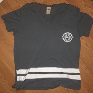 Vs Pink grey campus tee size L